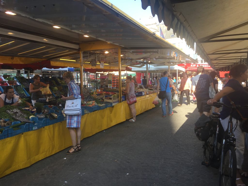 bruges-market