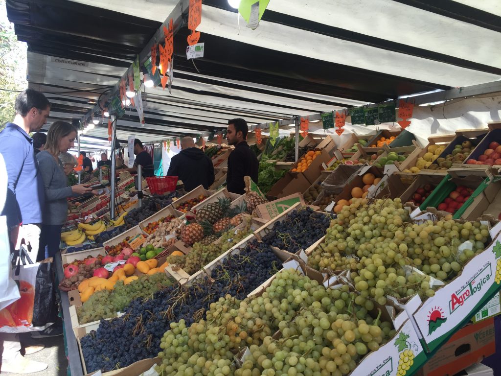 paris-nuit-market-2